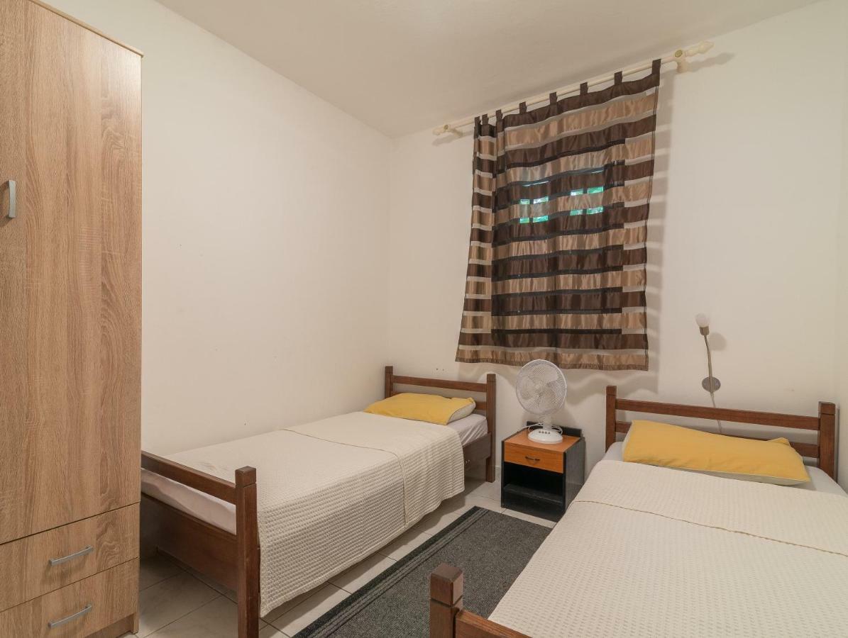Apartment Domi *