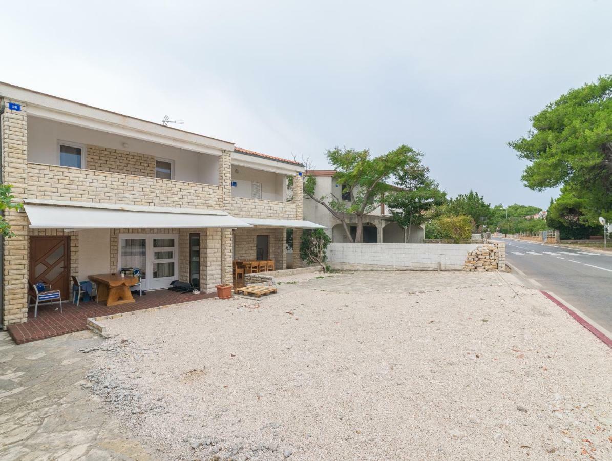 Apartman Domi Vir